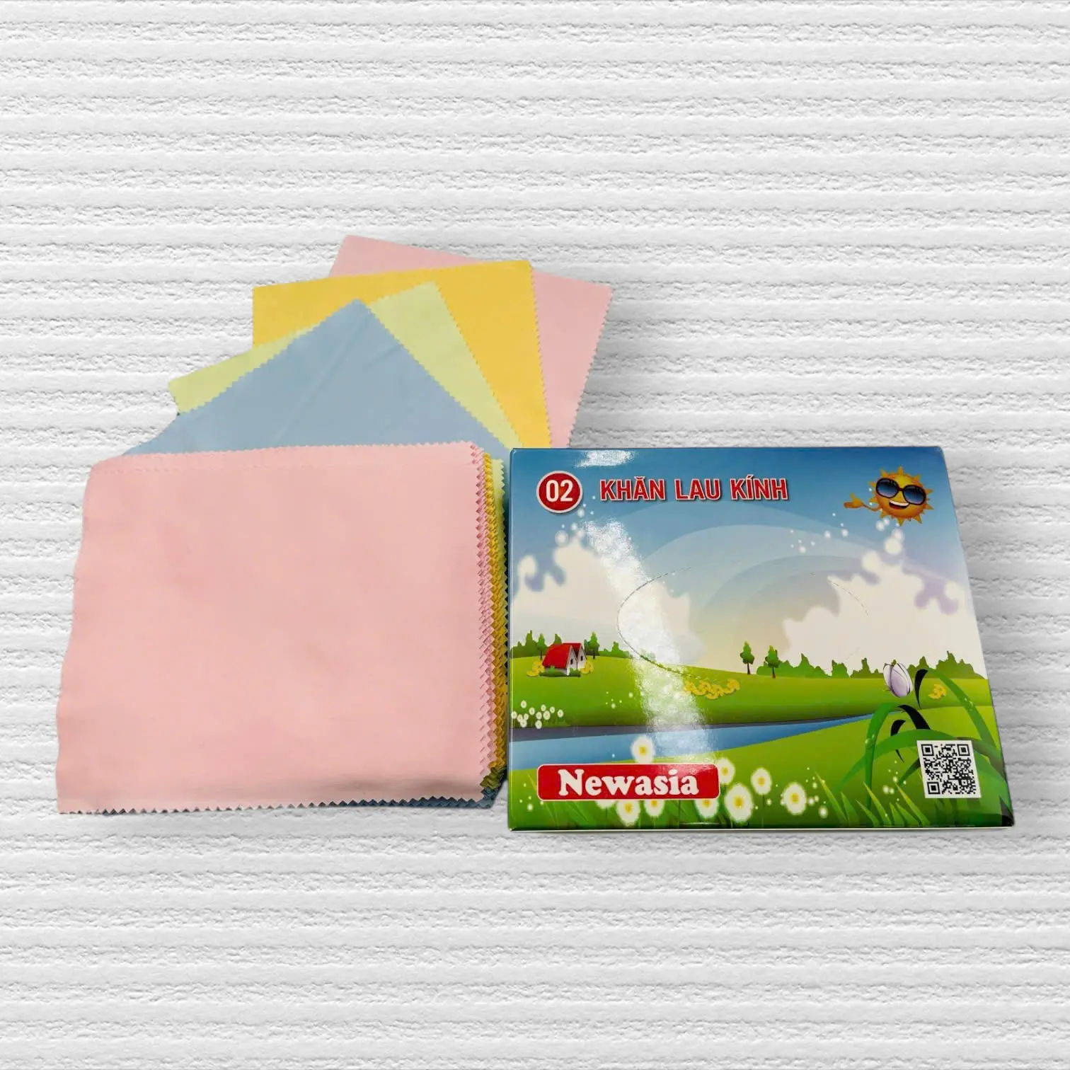 Khăn lau kính newasia sản xuất tại nhà máy sản xuất phụ kiện kính mắt Asia