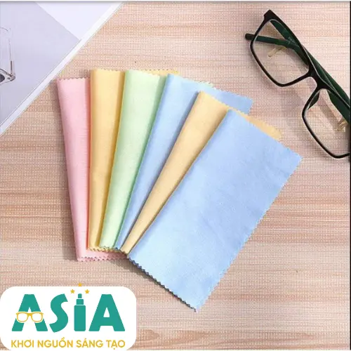 Tại sao nên sử dụng khăn lau kính mắt chuyên dụng ?