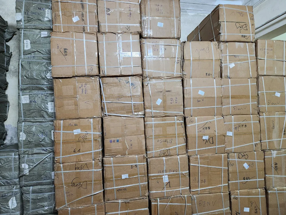 Bán sỉ phụ kiện kính mắt tại Việt Nam giá rẻ - uy tín